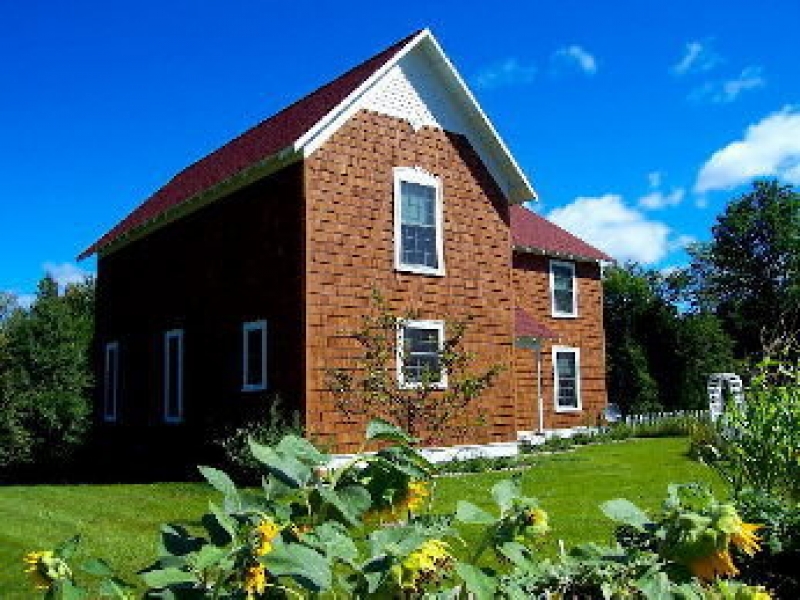 The Farmhouse Cottage